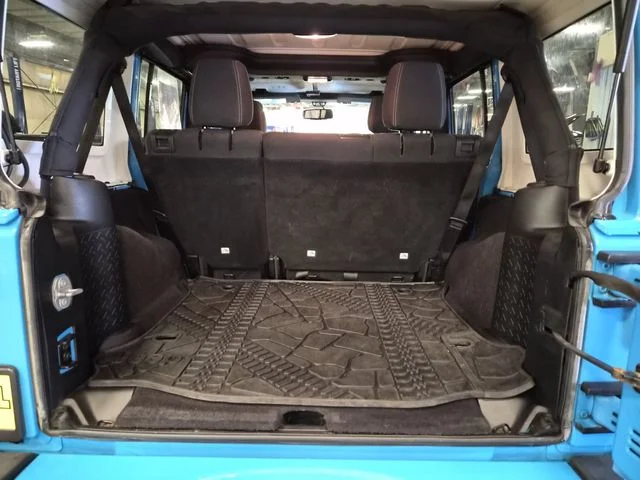 Used 2017 Clearcoat Jeep Unlimited Sahara image 16