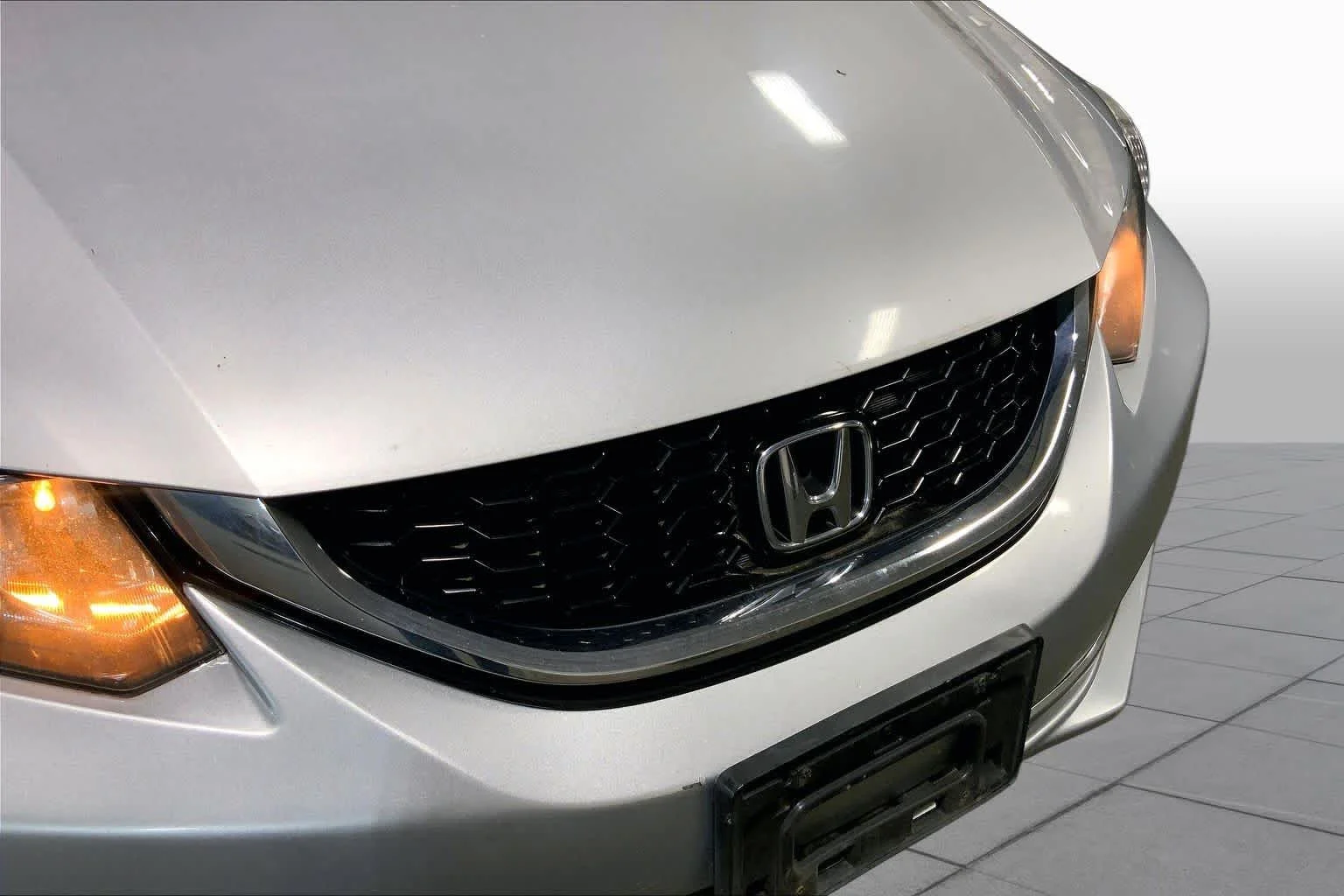 Used 2015 Alabaster Silver Metallic Honda EX image 30