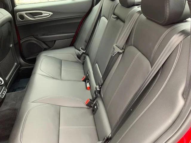New 2026 Alfa Rosso (Red) Exterior Paint Alfa Romeo Sprint AWD image 12