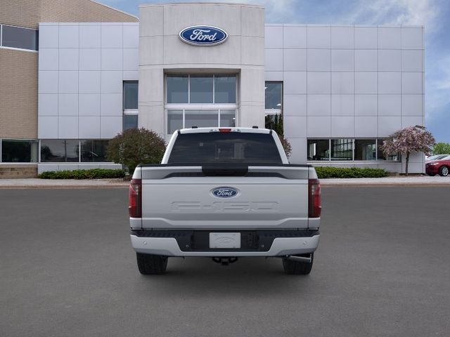New 2026 Silver Metallic Ford XLT image 5