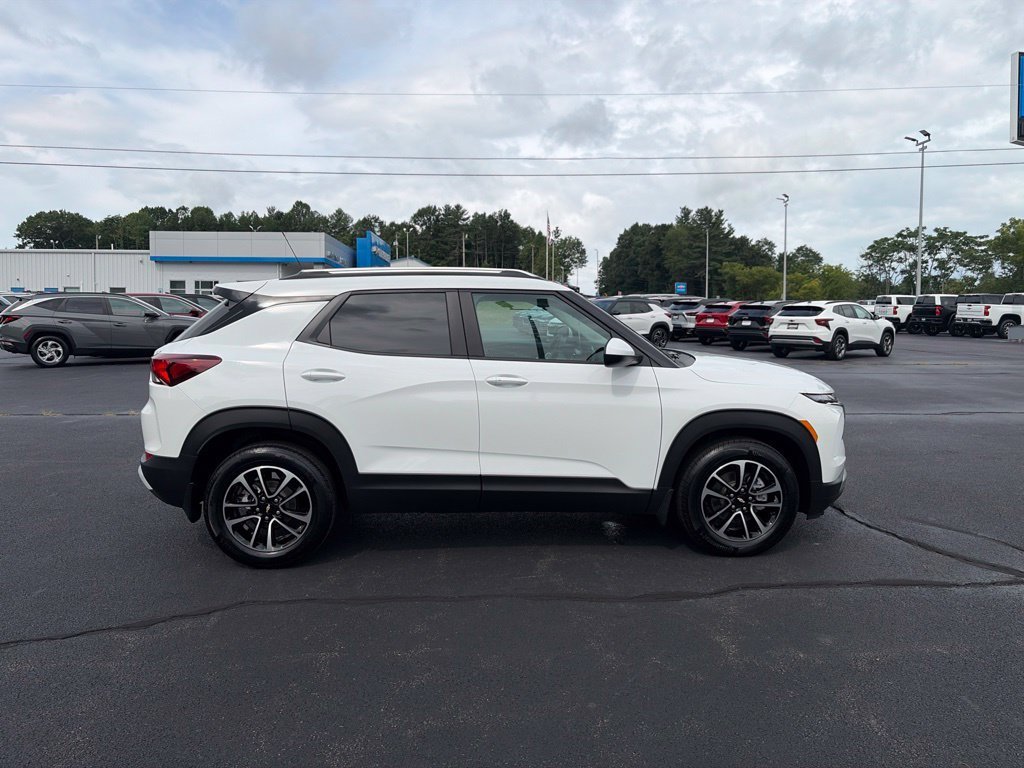 2026 Chevrolet Trailblazer LT - Photo 9