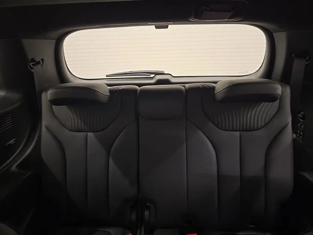 Used 2025 Silver Hyundai Calligraphy image 21