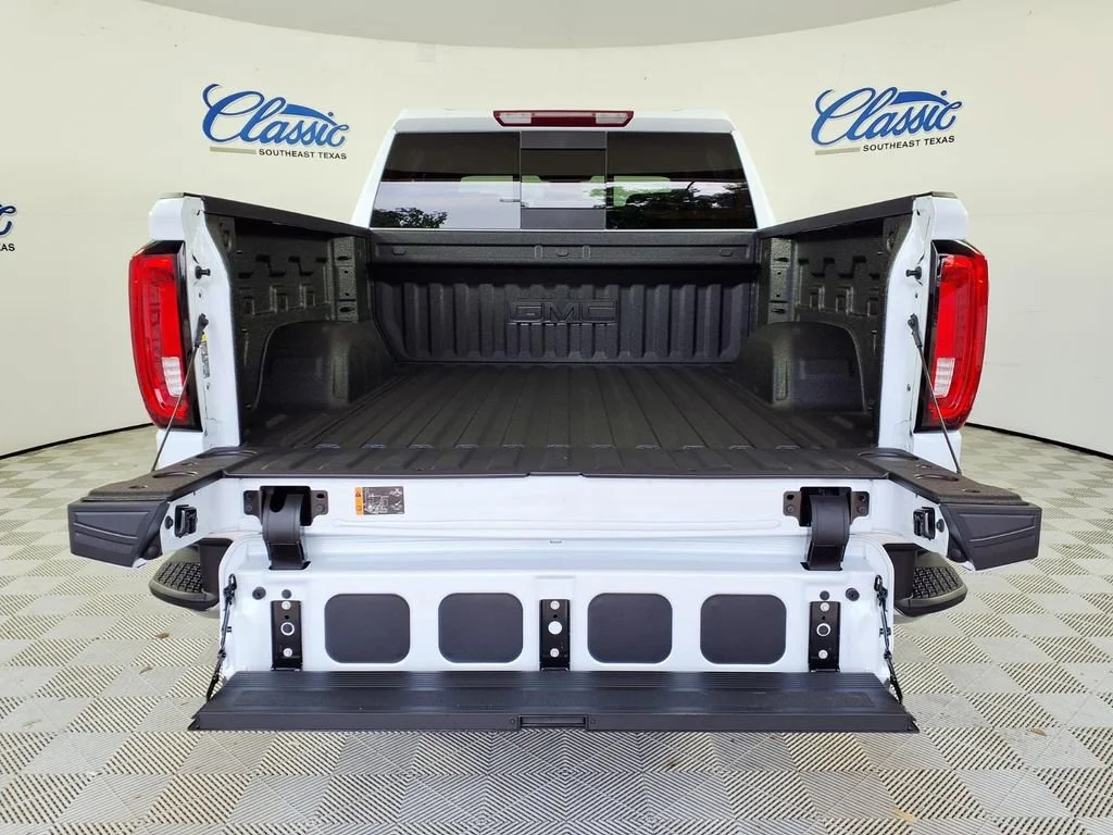 New 2026 Glacier White Tricoat GMC SLT image 5