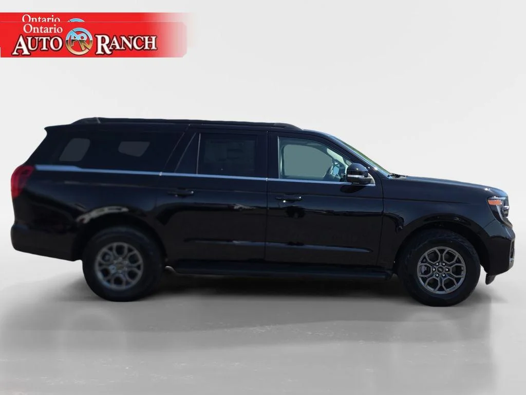New 2026 AGATE BLACK METALLIC Ford Active image 6
