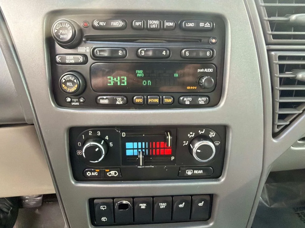 Used 2003 Gray Buick CXL image 24