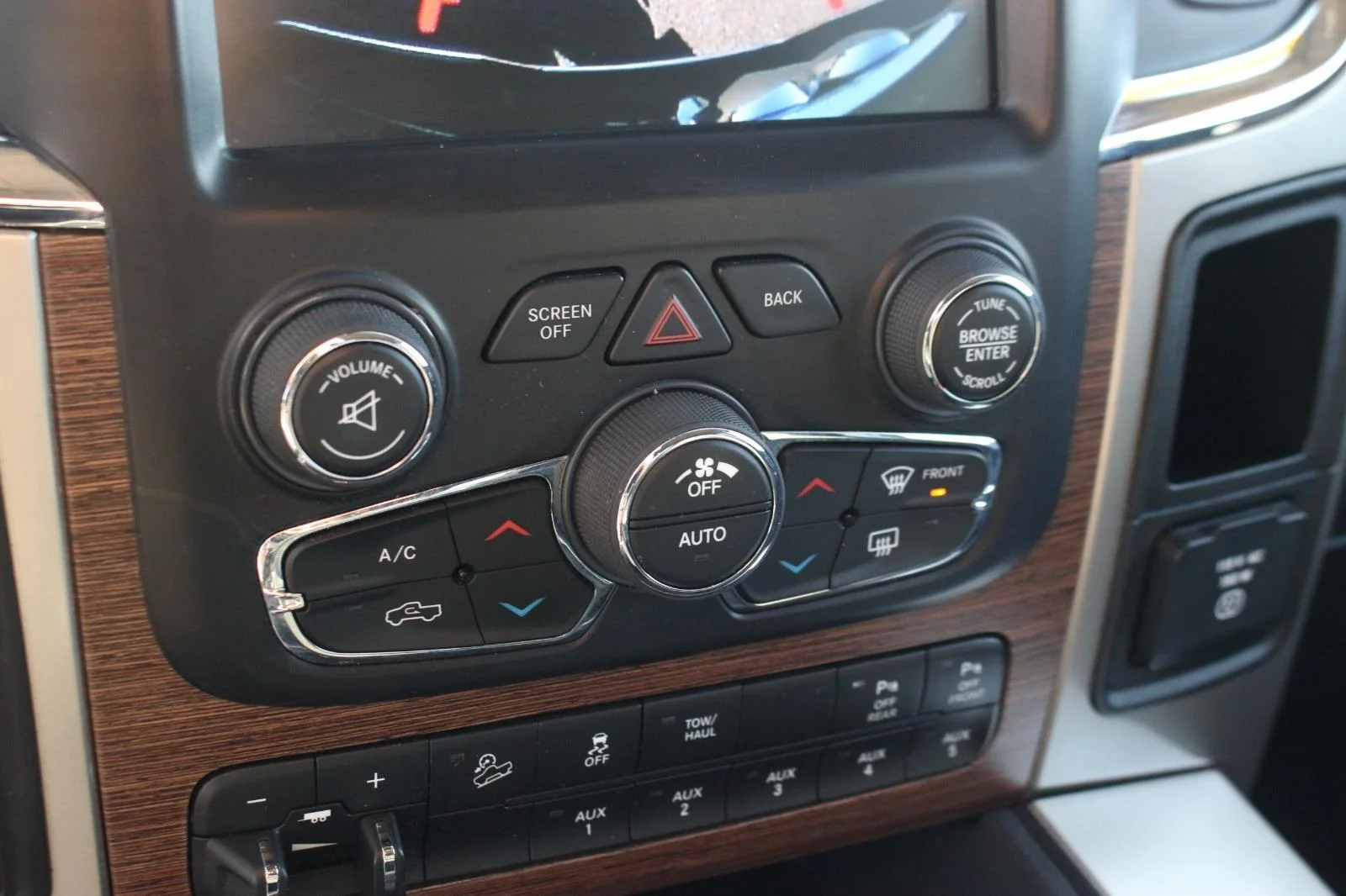 Used 2017 Black Ram Laramie image 25