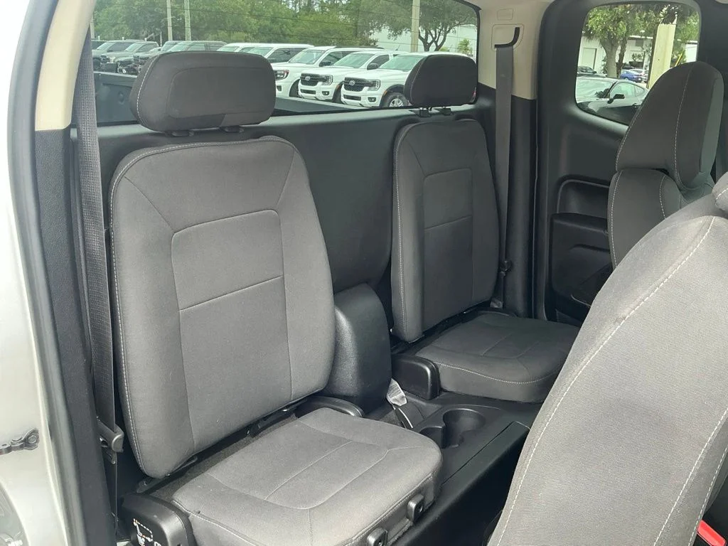 Used 2017 Silver Chevrolet LT image 34