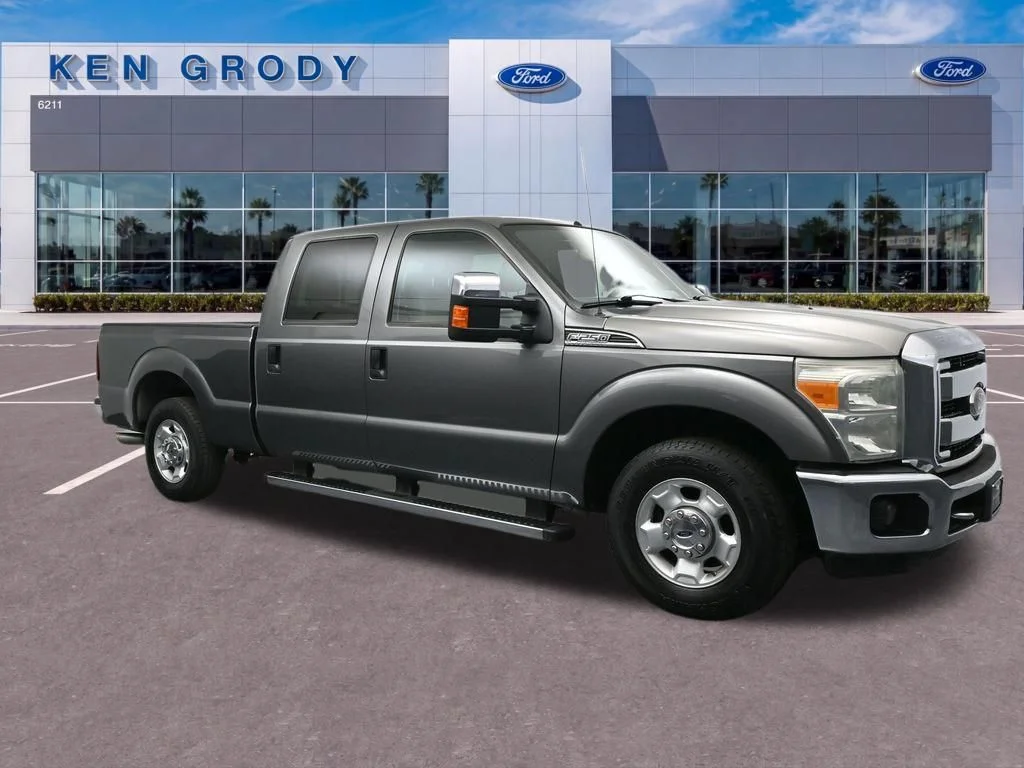 2011 Ford F-250 XLT Crew Cab 172 in's photo