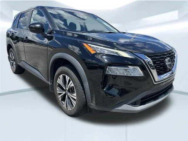 Used 2022 Black Nissan SV image 3