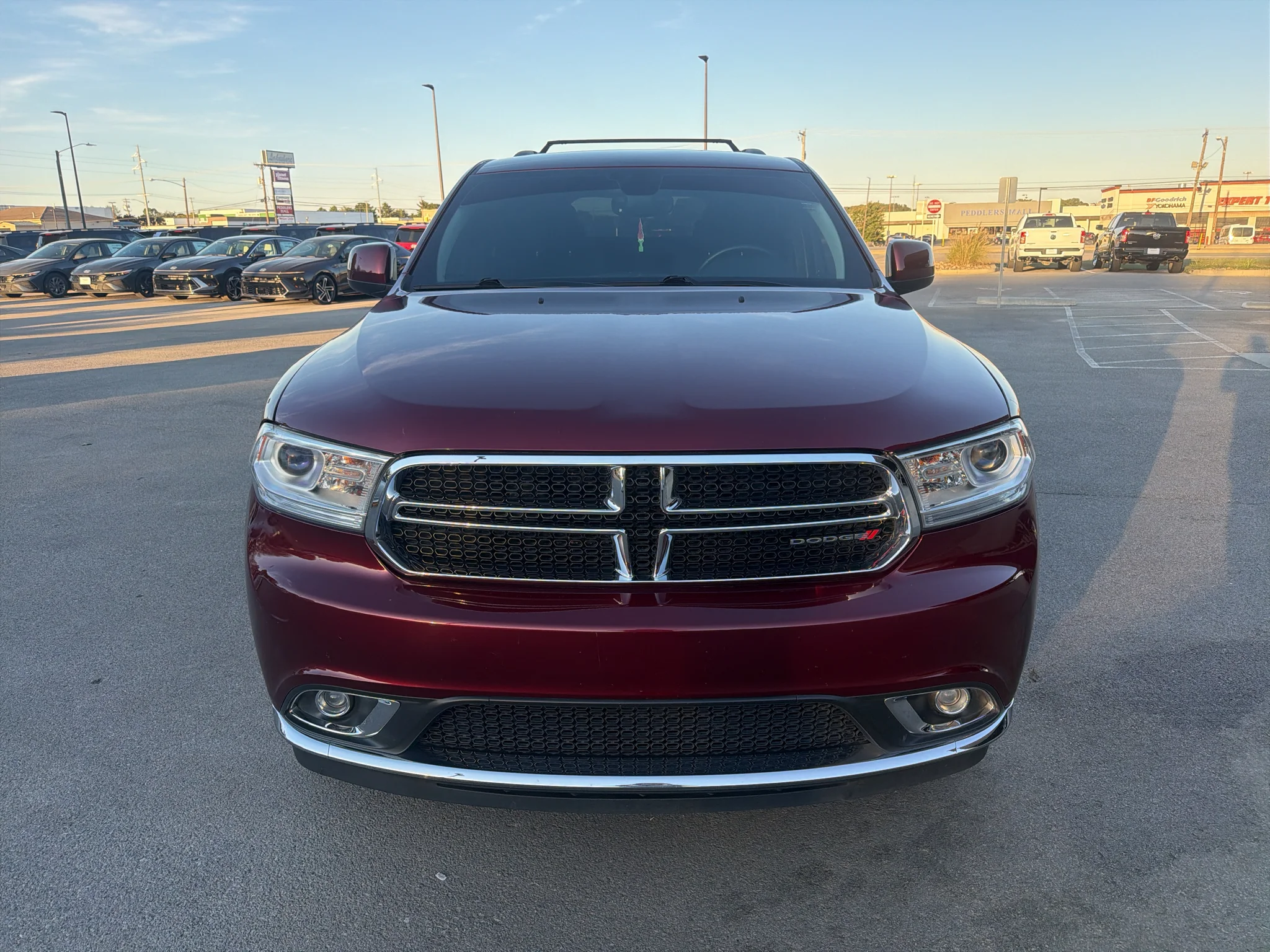 Used 2017 Octane Red Pearlcoat Dodge SXT image 8
