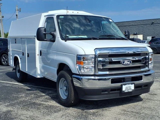 2026 Ford E-Series Cutaway Base - Photo 51