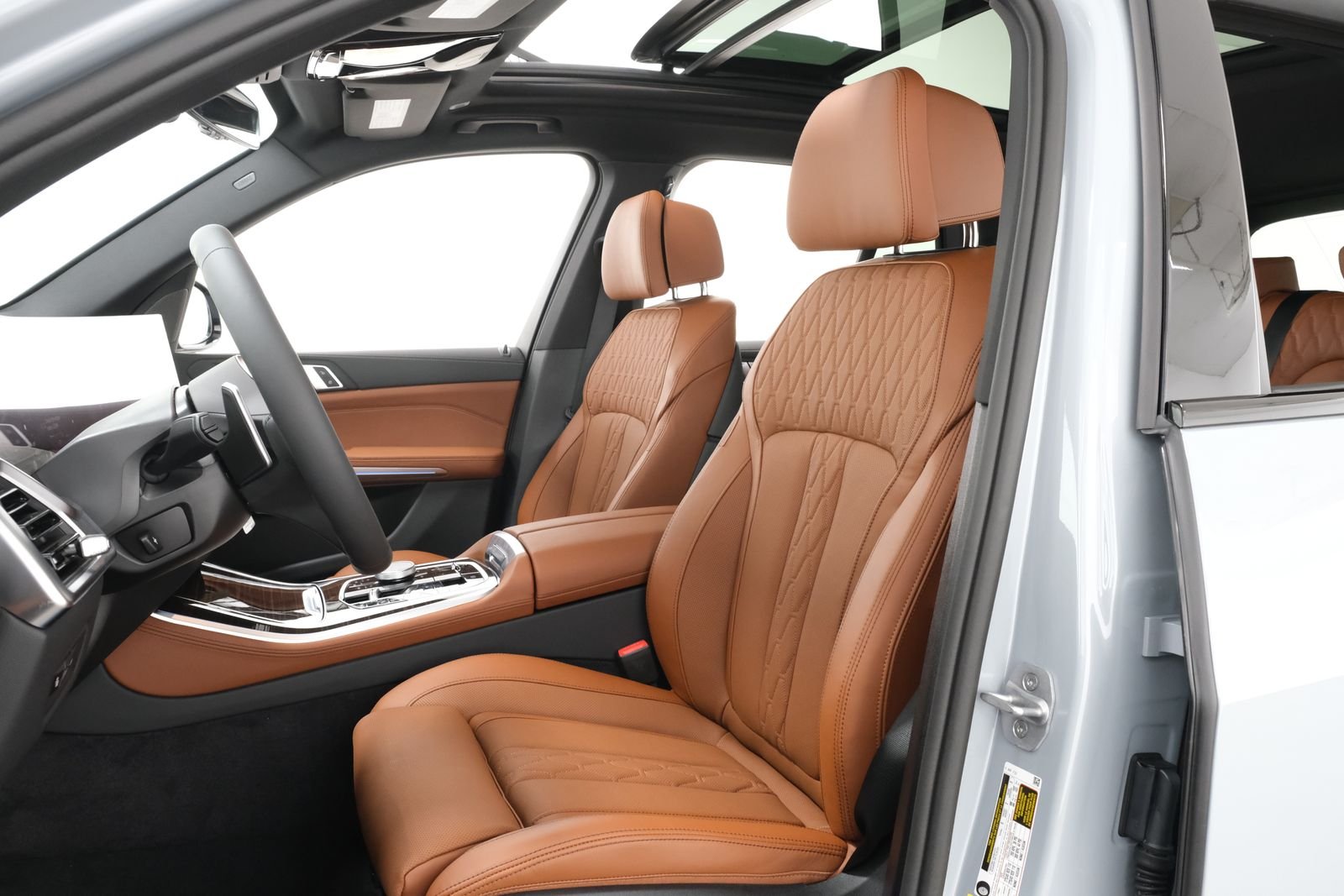 New 2026 Brooklyn Grey Metallic BMW xDrive50e image 27