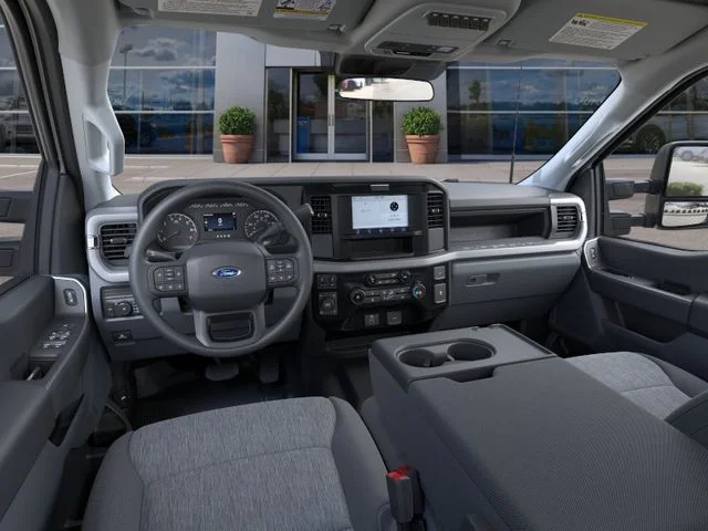 New 2026 Oxford White Ford XL image 9