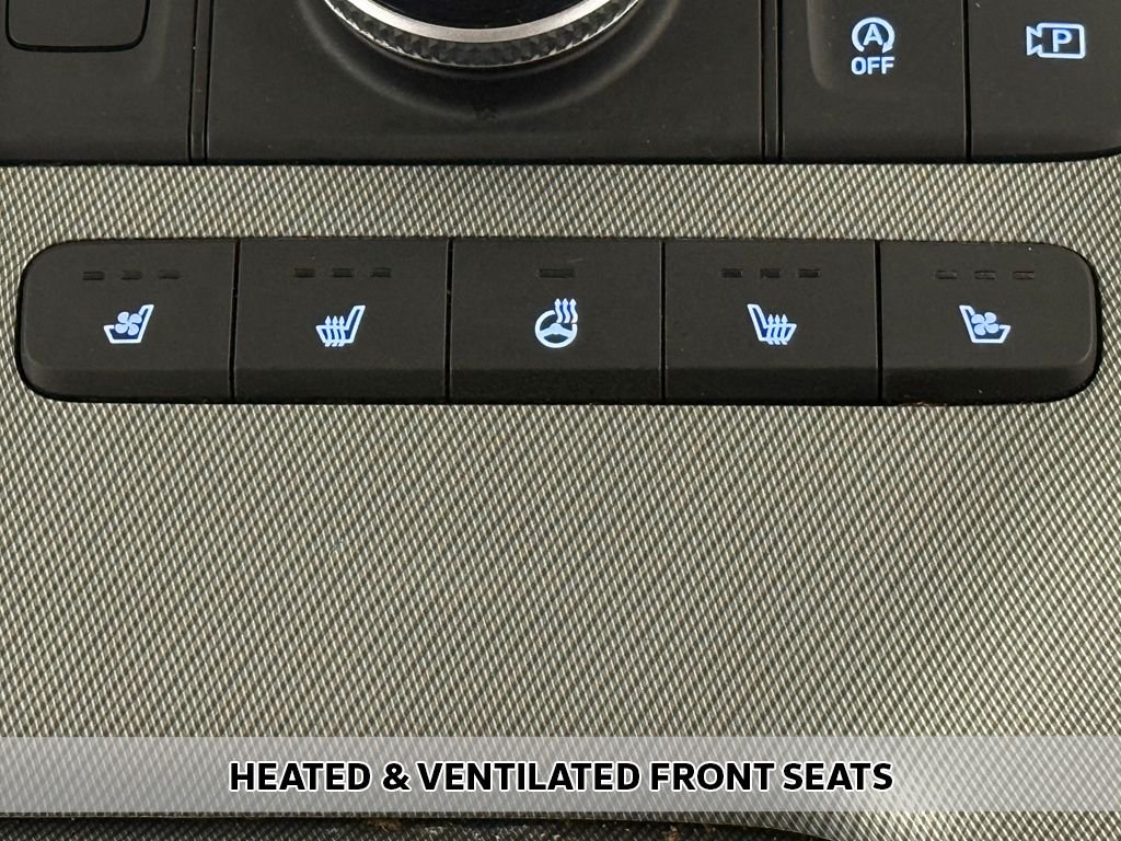 Used 2023 White Hyundai SEL image 10