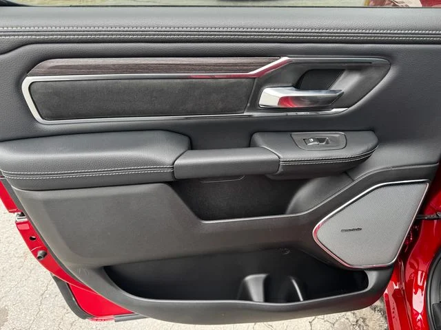 New 2026 Molten Red Pearl-Coat Exterior Paint RAM LARAMIE image 18