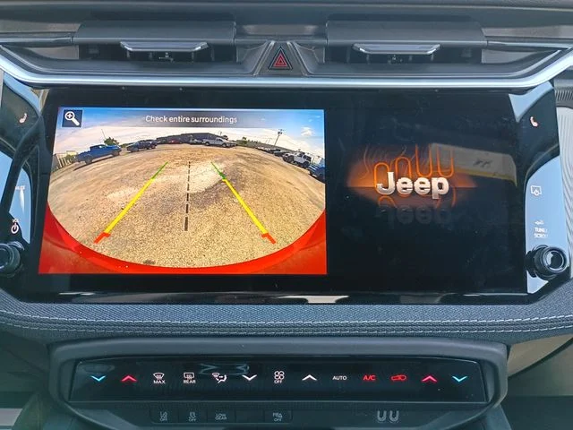 New 2026 Red Hot Pearl-Coat Exterior Paint Jeep Laredo image 16