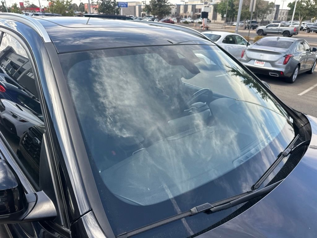 Used 2022 Black BMW xDrive30i image 6