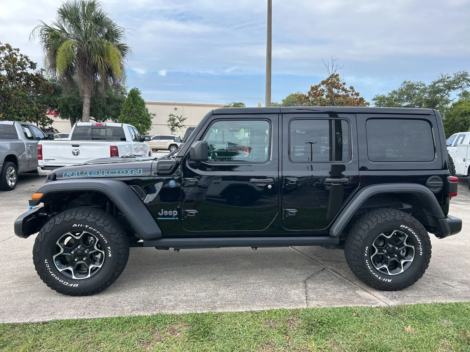 Used 2023 Black Clearcoat Jeep Rubicon 4xe image 2