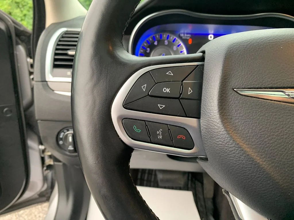 Used 2017 Silver Chrysler C image 28