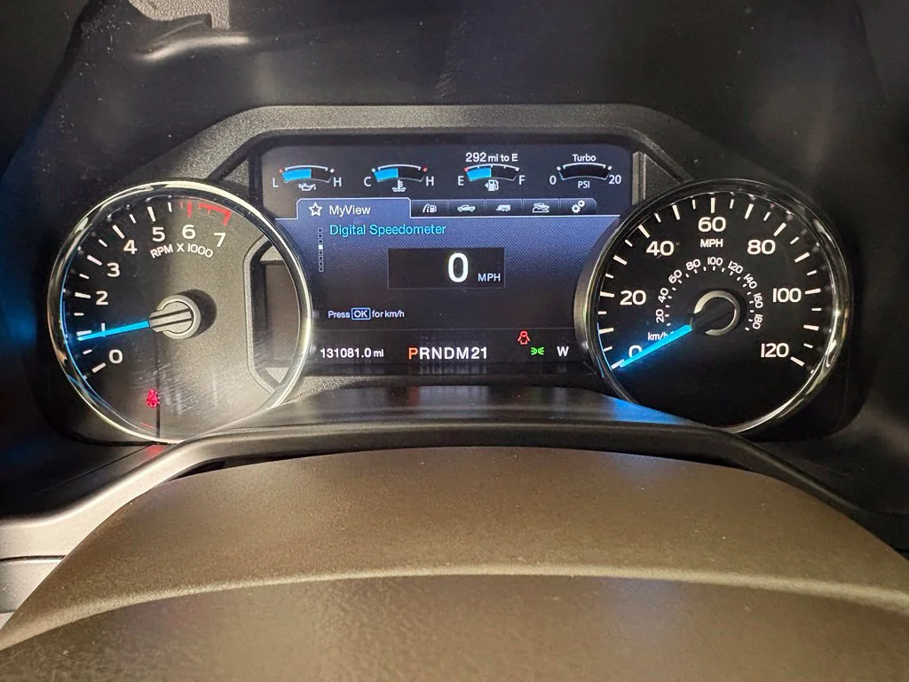 Used 2015 Green Ford King Ranch image 25