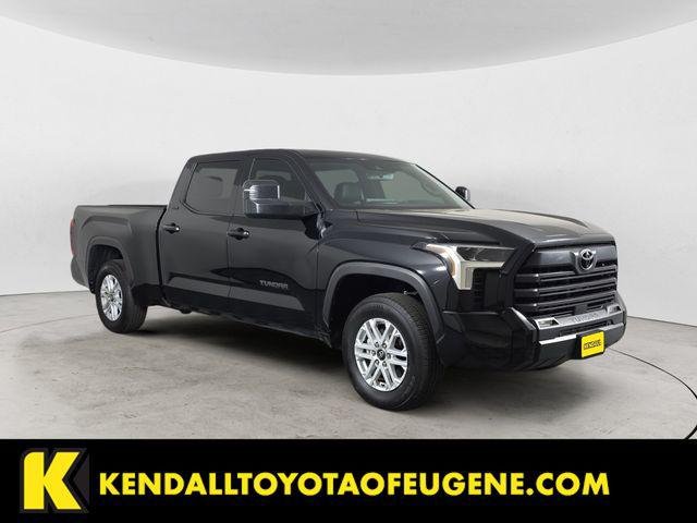 Certified Used 2025 MIDNIGHT BLACK METALLIC Toyota  image 3