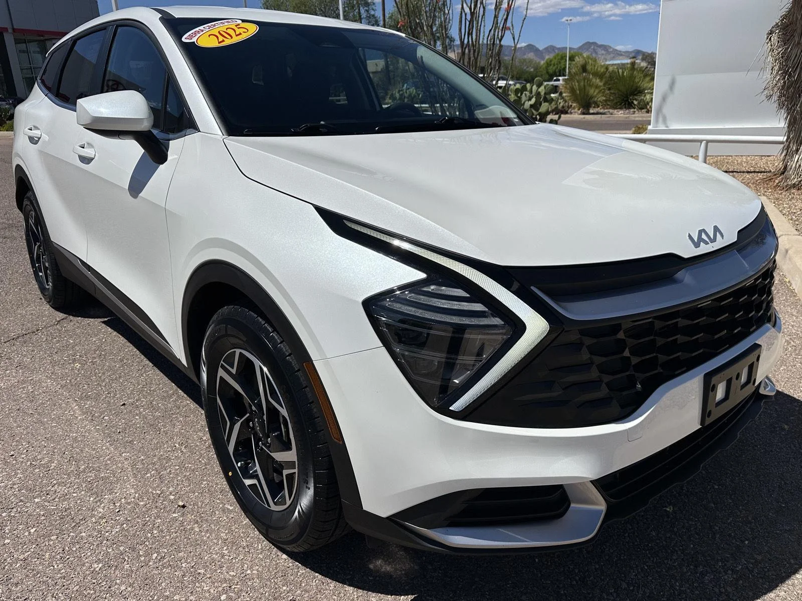2025 Kia Sportage LX - Photo 13