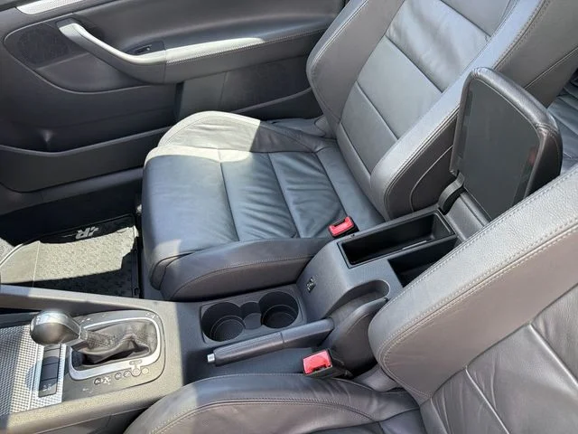 Used 2008  Volkswagen Base image 22