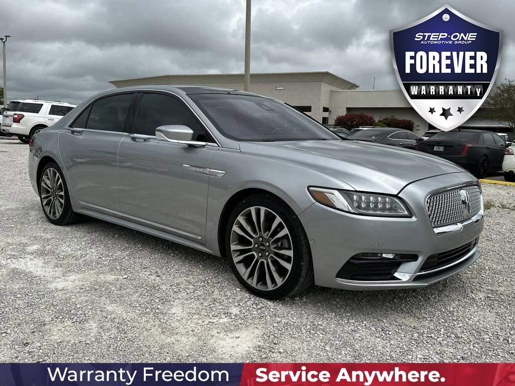 Used 2020 Silver Lincoln Reserve image 10