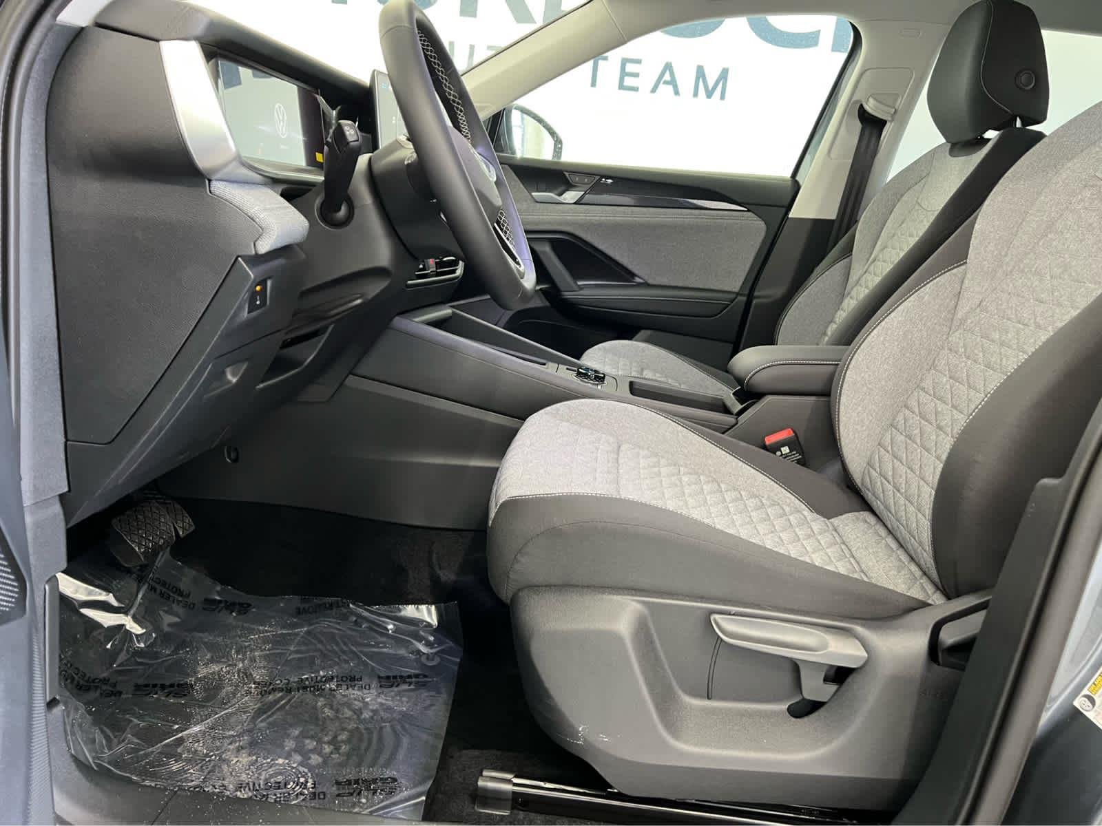 2026 Volkswagen Tiguan S - Photo 12