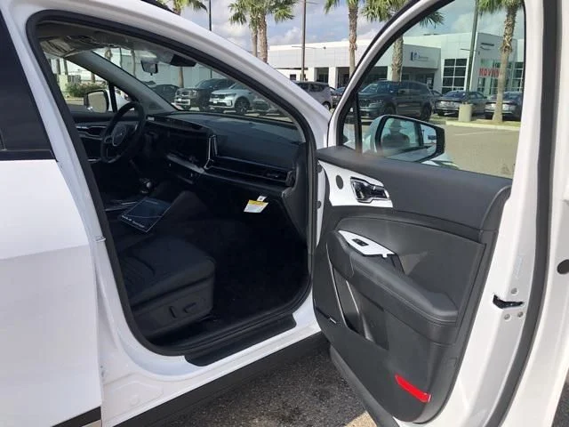 New 2025 White Kia SX-Prestige image 19