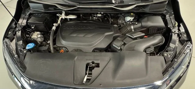 Used 2022 Black Honda Touring image 35