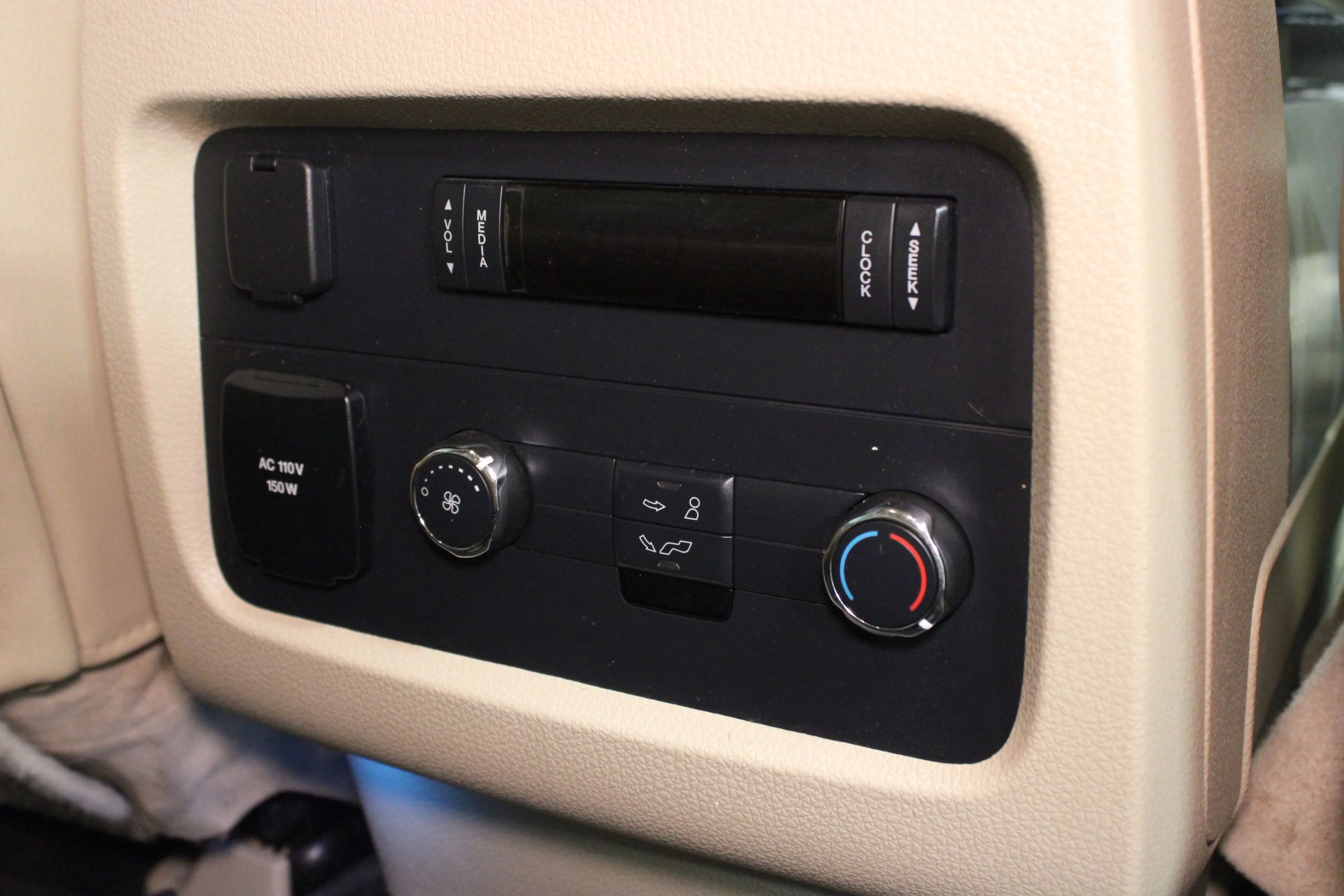 Used 2017 Blue Ford XLT image 18