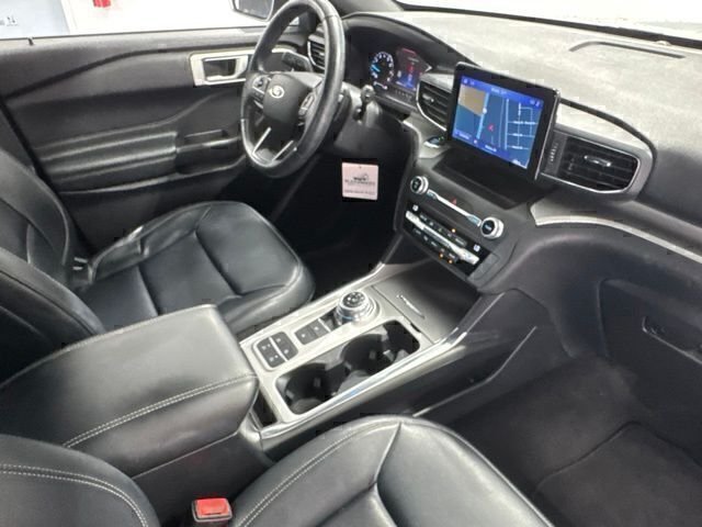 Used 2020 Silver Ford XLT image 23