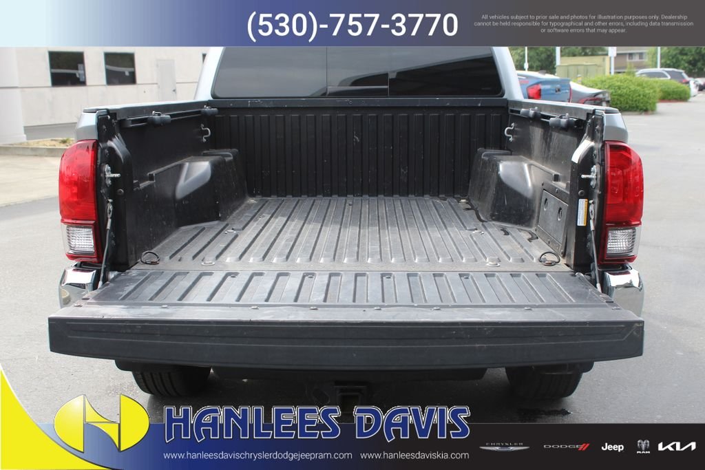 Used 2022 Silver Toyota SR5 image 10
