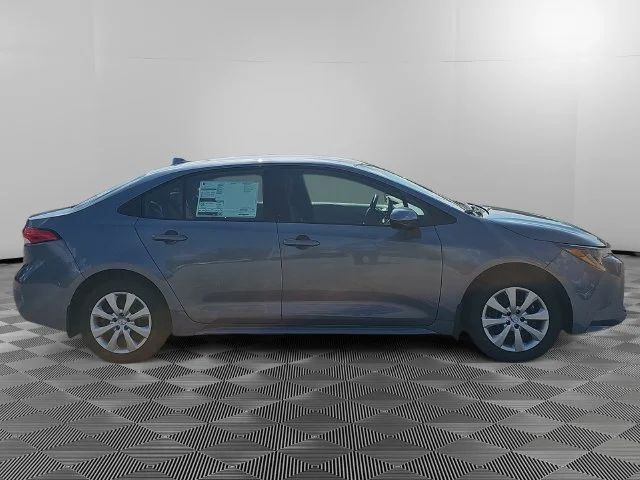 New 2027 Celestite Toyota LE image 5