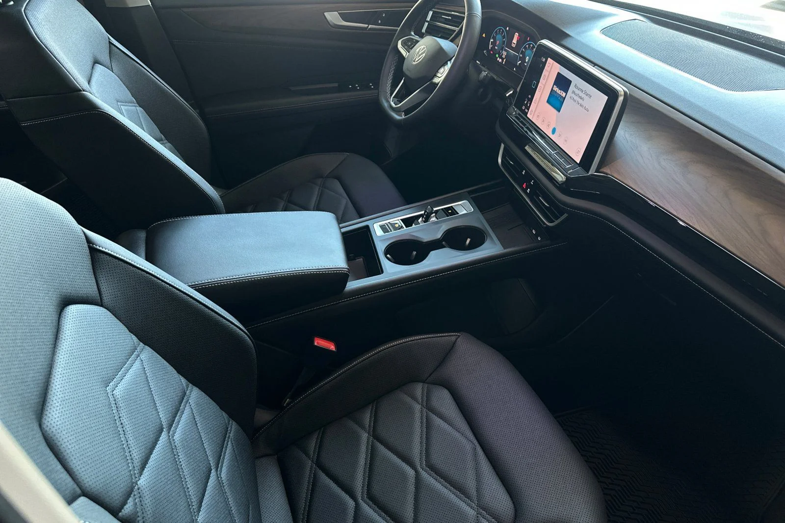 New 2026 White Volkswagen SE image 15