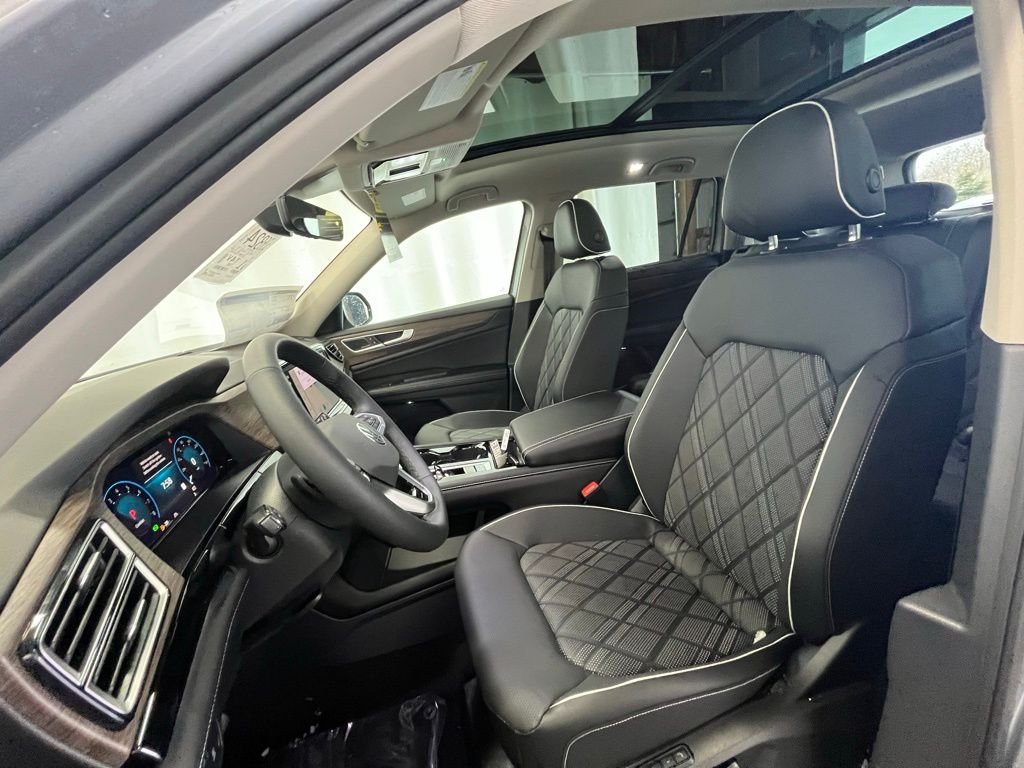 New 2026 Silver Volkswagen 2.0T SEL Premium R-Line image 10