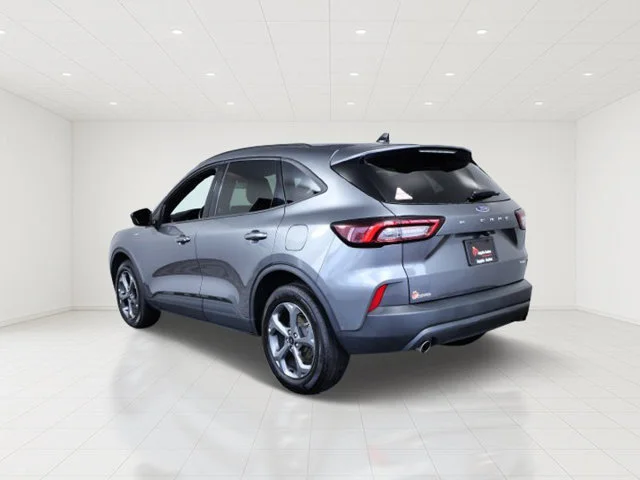 Certified Used 2025 Gray Ford ST-Line image 4