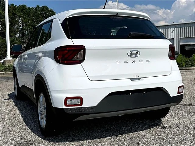 Used 2026 White Hyundai SE image 6