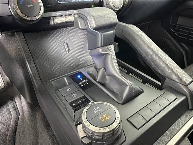 Certified Used 2025 CUTTING EDGE Toyota  image 30