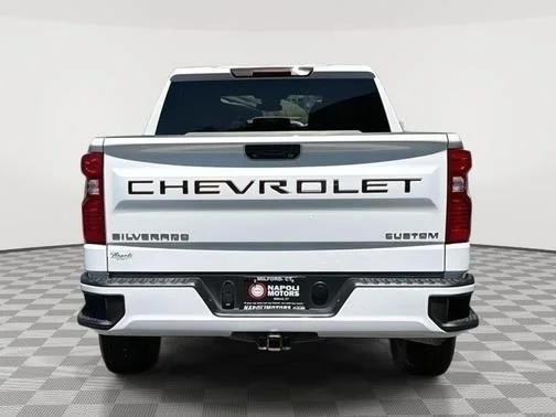 Used 2024 White Chevrolet Custom image 4