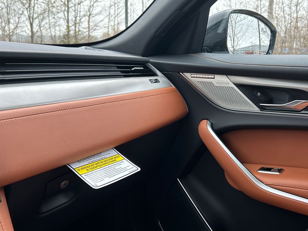 2026 Jaguar F-Pace R-Dynamic S - Photo 19