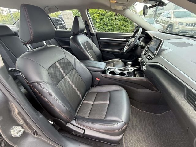 Used 2023 Gray Nissan 2.5 SR image 16