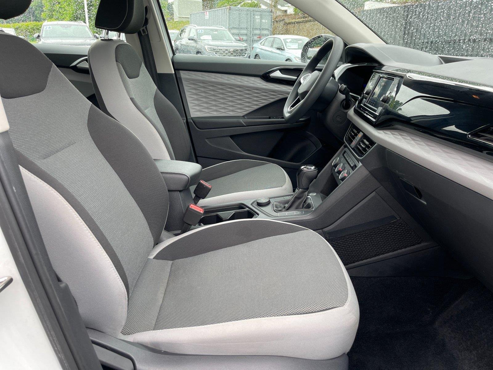 Used 2022 Pure White Volkswagen S image 37