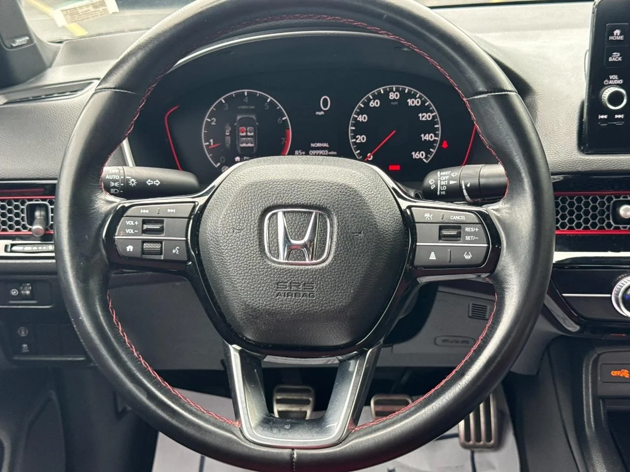 Certified Used 2023 Crystal Black Pearl Honda Si image 13
