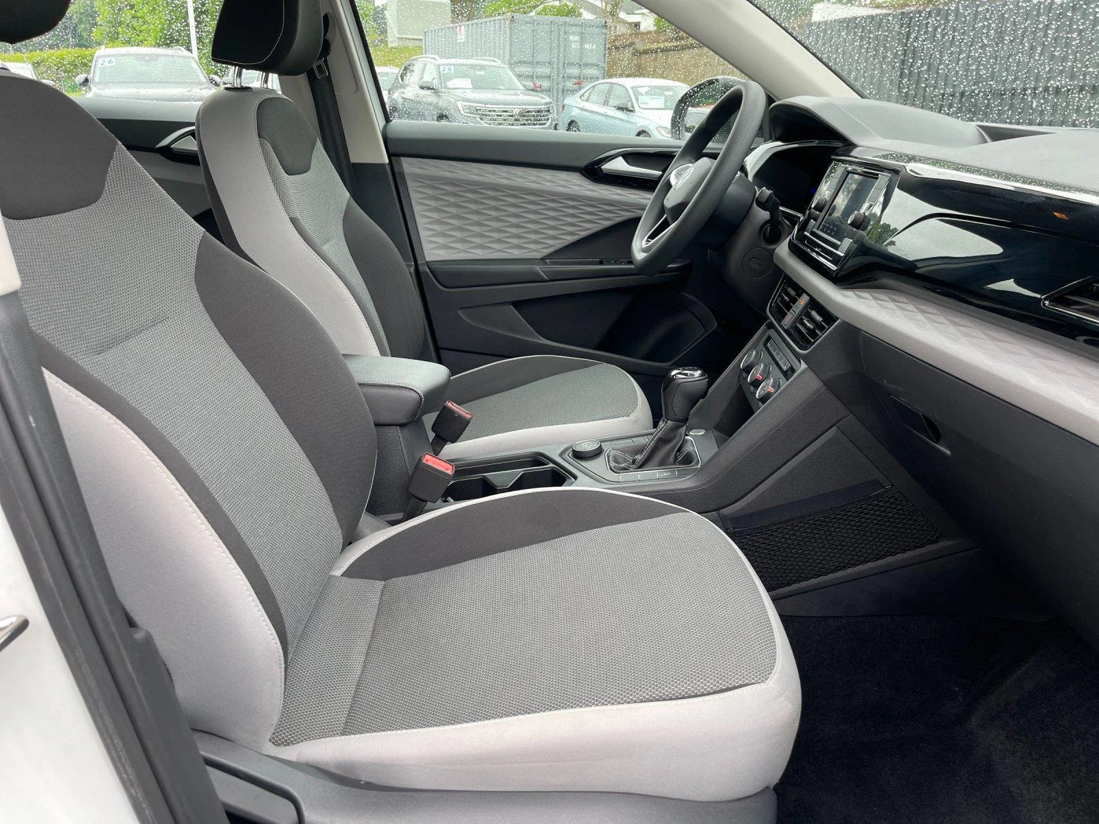 Used 2022 Pure White Volkswagen S image 37