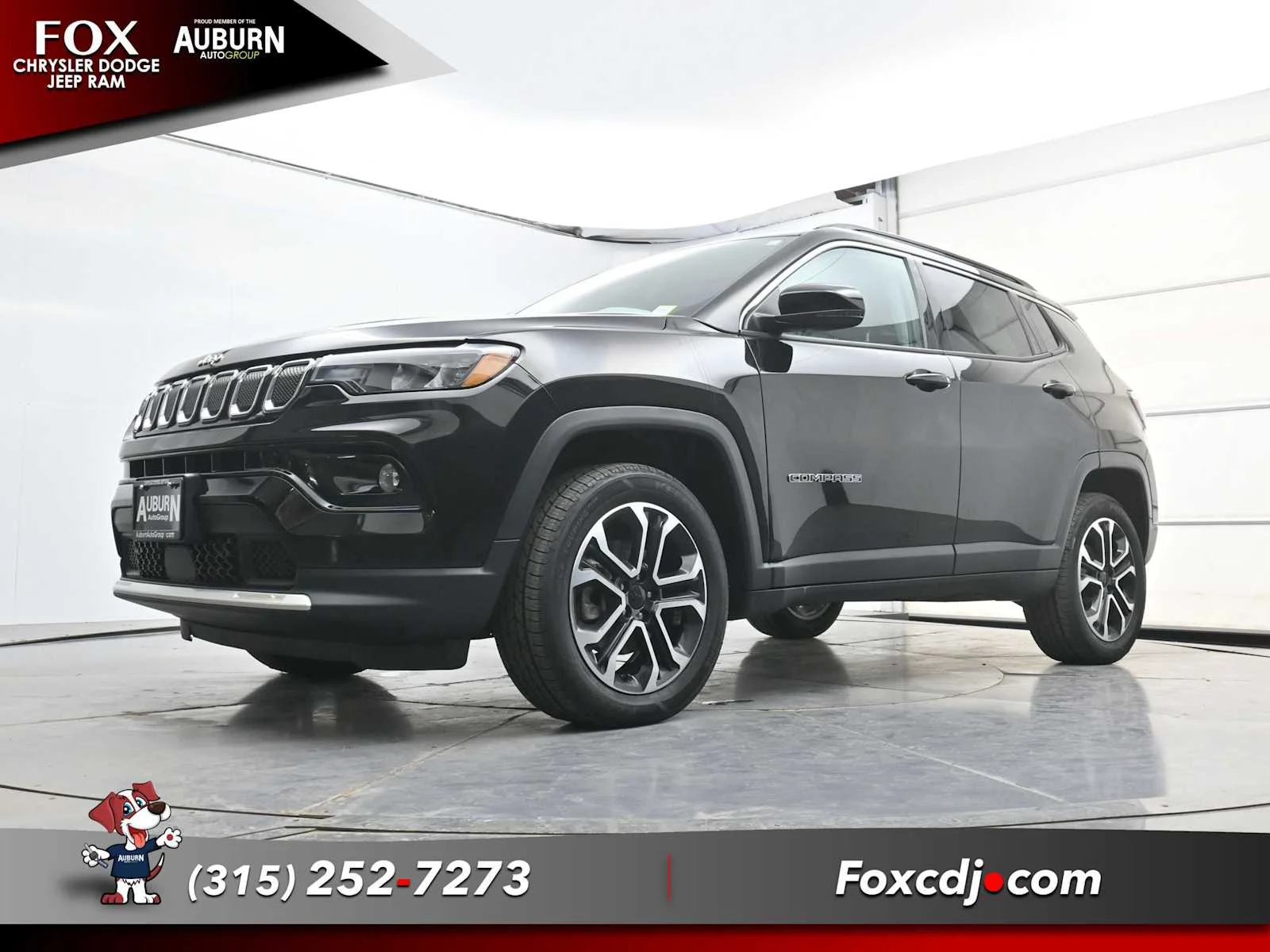 Used 2022 Diamond Black Crystal Pearlcoat Jeep Limited image 20