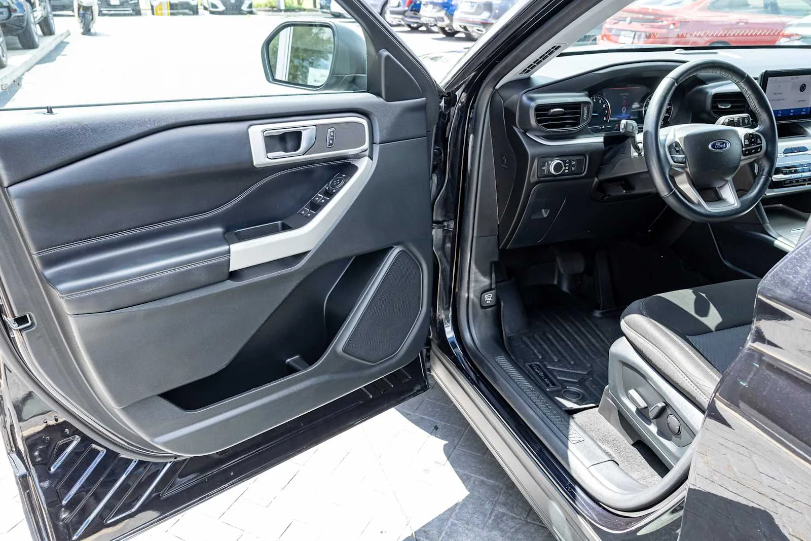 Used 2022 Agate Black Ford XLT image 12