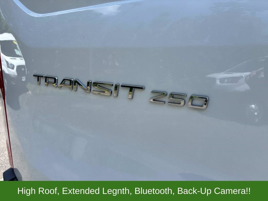 Used 2024  Ford Base image 15