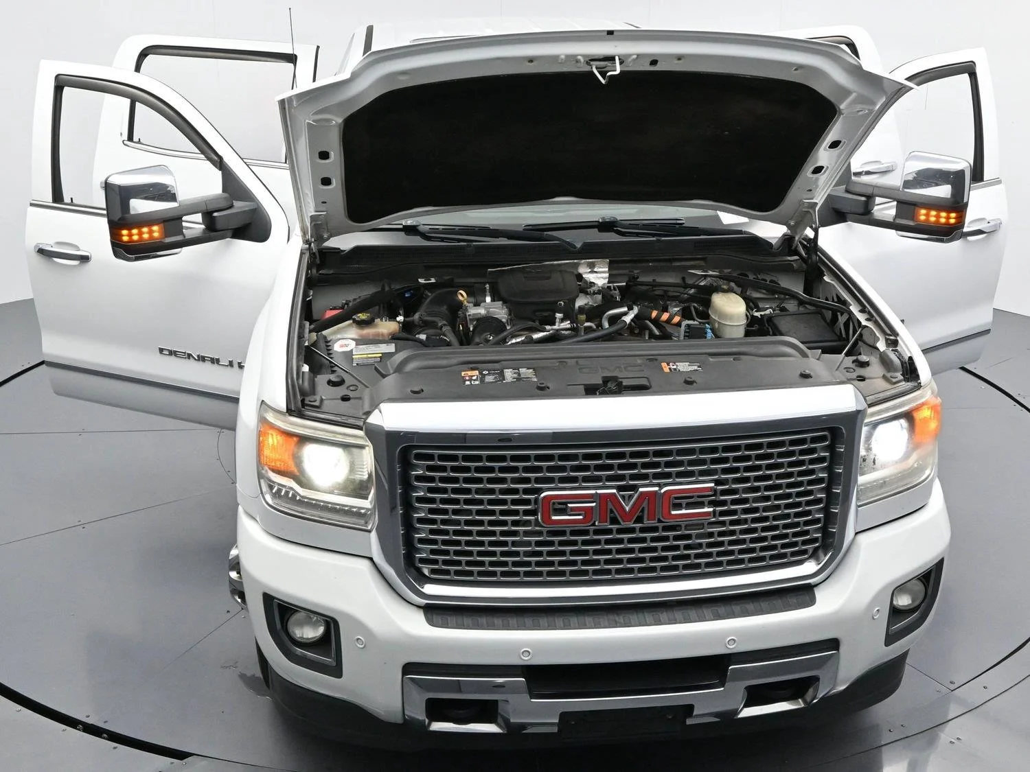 Used 2016 Summit White GMC Denali image 45